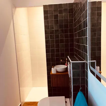 Prázdninový dům Maison Vintage Avec Grand Jardin